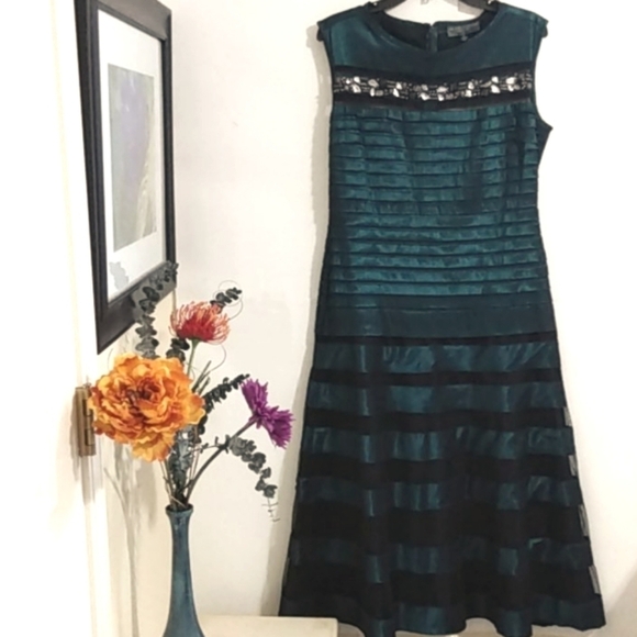 MILLA BELL JEWELED SATIN & MESH DRESS SIZE 12 - Picture 2 of 14